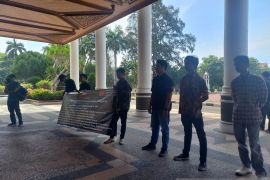 Demo ke kantor Gubernur Aceh, pemuda Subulussalam desak pencabutan izin PT SPT