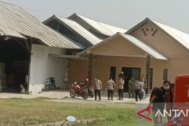 Empat pekerja pabrik pupuk di Karawang meninggal diduga akibat keracunan gas