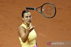 Sabalenka mundur dari turnamen Wimbledon karena cedera bahu