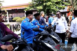 Kemenag dan KUA di Tanah Datar terima kendaraan operasional dari Pemkab