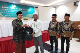 Pemkab Aceh Besar bekali manajemen pengelolaan dayah