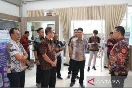 Pj Gubernur Kaltim sidak dugaan kecurangan  PPDB di Balikpapan