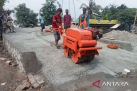 Pembangunan infrastruktur di Muaragembong buat warga gembira