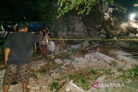 DPRD Surakarta ingatkan warga regulasi bangunan tanah  bergelombang