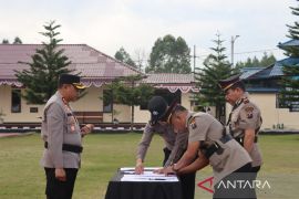 Tujuh pejabat utama Polres Humbahas Sertijab, ini nama-namanya!
