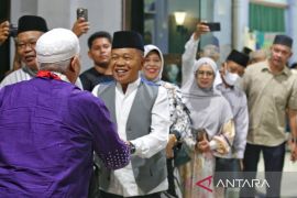 Asmar sambut kepulangan ratusan jamaah haji Meranti di Batam