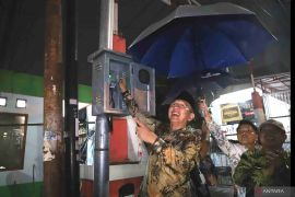 Penjabat Bupati Bekasi tinjau proyek SPALDS-PJU lingkungan perumahan