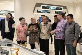 Menaker mengapresiasi kepatuhan Huawei pada regulasi di Indonesia