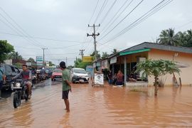 Banjir bandang, puluhan rumah di Seluma terendam banjir