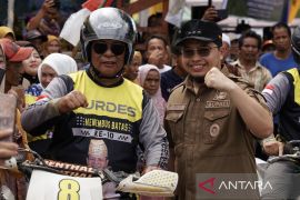 Bupati HST: Turdes Gubernur Kalsel untuk menampung aspirasi masyarakat