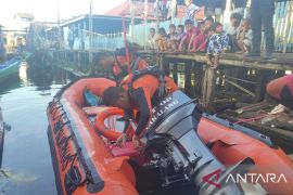 Tim SAR Pangkalpinang kerahkan tim gabungan cari nelayan Serdang hilang