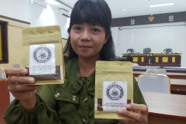 Organisasi-ROA dampingi kelompok penghidupan hijau promosi produk kopi