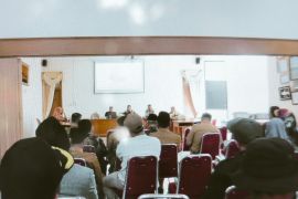 Pemerintah akan pasang 11 alat peringatan dini erupsi di Gunung Marapi Agam