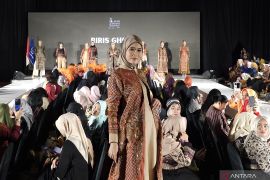 IWAPI Jatim komitmen kenalkan keanekaragaman Wastra Nusantara