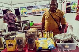 Pemkab Biak bantu 250 pelaku UMKM mengurus sertifikat produk halal