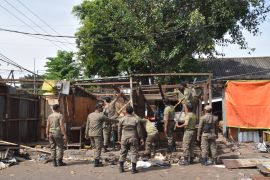 Penataan PKL Pasar Loak Dupak Rukun capai 90 persen