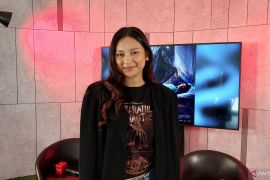 Indah Permatasari punya aturan sendiri dalam mengasuh anak