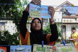 Anti-corruption behavior index dips to 3.85