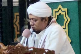 Ustadz Walad ungkap keutamaan dan 12 amalan Hari Asyura
