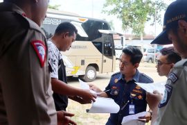 BPTD Kalsel "rampcheck" bus pariwisata di wisata religi Guru Sekumpul