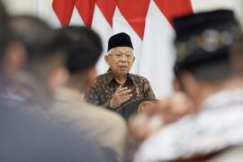 Wapres minta tingkatkan kebermanfataan zakat untuk pengentasan kemiskinan