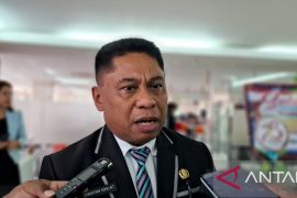 Pemkot ajak warga Jayapura bekerja sama bersihkan sampah