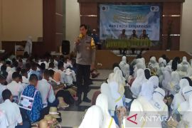 Polsek Banjarmasin Timur sambangi MAN 2 cegah perundungan