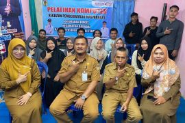 Kelurahan Bukat berdayakan masyarakat melalui pelatihan komputer