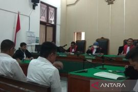 Dugaan korupsi RS Adam Malik Rp8,05 miliar, hakim tolak eksepsi terdakwa