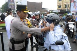 Gebyar Ops Patuh Krakatau 2024, Kapolresta Bandarlampung berikan reward bagi pengendara tertib