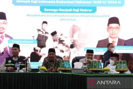 Kanwil Kemenag Sultra  sebut petugas kloter adalah pejuang haji