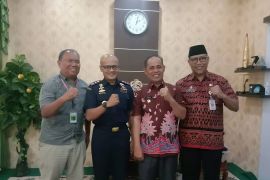 Bertemu PJ Bupati Herman, Bea Cukai Tembilahan bahas kemajuan ekonomi