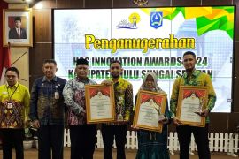 Pemkab HSS anugerahkan penghargaan kepada 15 inovator