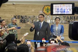 Wamentan mengaku  siap bekerja 28 jam demi kesejahteraan petani