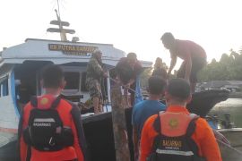 20 penumpang kapal mati mesin di perairan Konawe dievakuasi