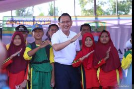 Botram di Muaragembong bukti pemerintah layani warga wilayah terjauh