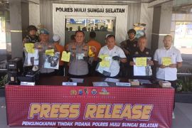 Polres HSS ringkus sindikat pemalsu STNK dan BPKB lintas provinsi