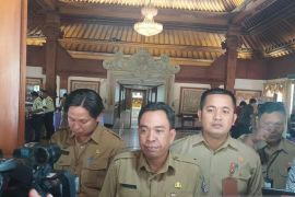 DPRD Bali tunda lagi pembahasan dua raperda