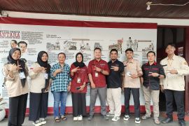 Siswa SMKN 1 Sambas belajar jurnalistik di ANTARA Kalbar