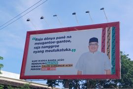 Bustami tanggapi santai Baliho dukungan untuk maju jadi Cagub Aceh