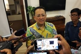 Jimly Assiddiqie: Hormati masyarakat Sumbar yang memilih Irman Gusman