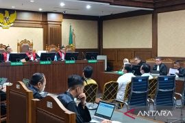 Eks pengelola pengadaan proteksi TKI Kemnaker honor meski tak kerja