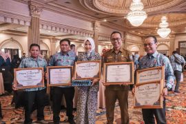 Kalsel kemarin, HSS terima enam penghargaan hingga DKPP ajak pemuda jadi petani milineal