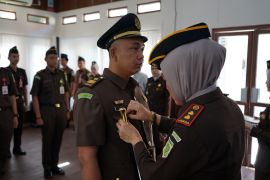 Sertijab di Kejari Mukomuko: Agrin Novi Tebal resmi jabat Kasi Pidsus