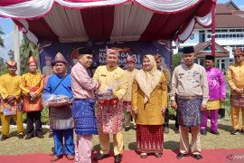 Babel bagikan ribuan telur dalam peringati Hari Keluarga Nasional