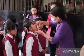 Pemkot Denpasar sediakan 896 pos imunisasi Polio