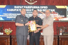 DPRD HSS Rapat Paripurna Penyampaian Rancangan KUA-PPAS 2024