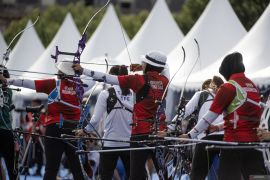 Langkah tim panahan putri Indonesia ditahan China