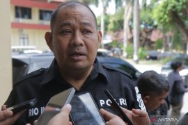 Polisi tangani kericuhan dan pembakaran di tambang emas Sekotong Lombok Barat