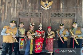 Siswa SIP 53 silaturahmi ke tokoh adat Dayak di Kalsel